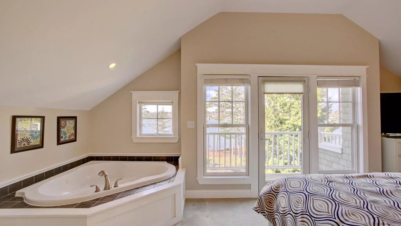 Photo of Bathroom in Edgecomb