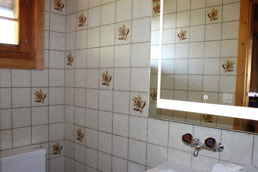 Photo of Bathroom in Moleson