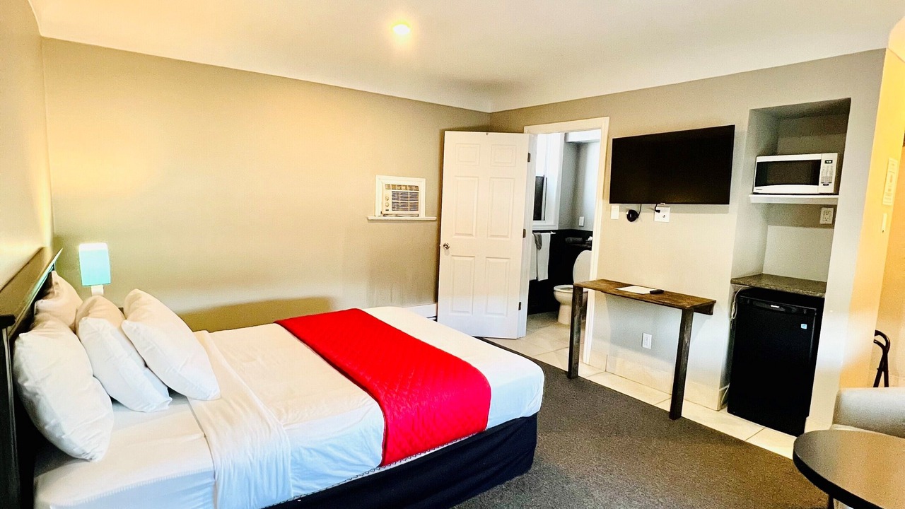 Photo of Bedroom in Hamilton