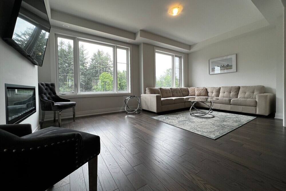 Photo of Livingroom in Newmarket