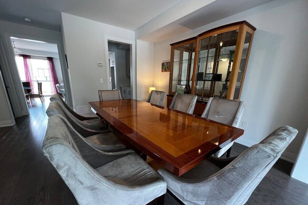 Photo of Bedroom in Newmarket
