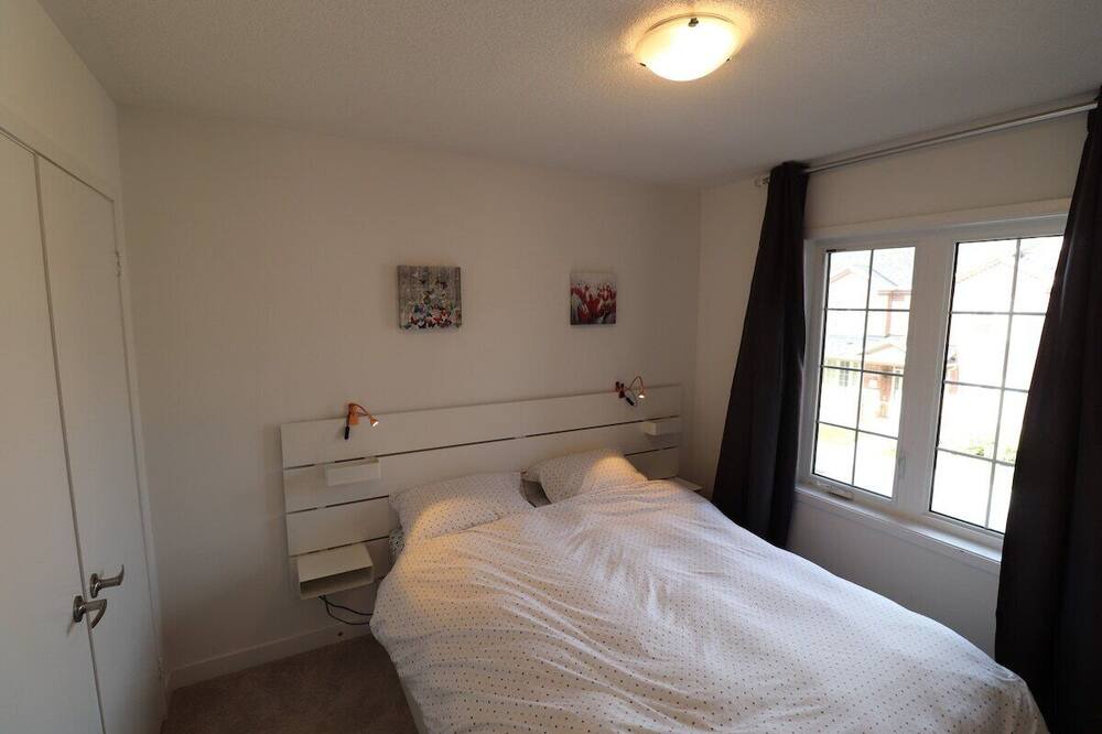 Photo of Bedroom in Newmarket