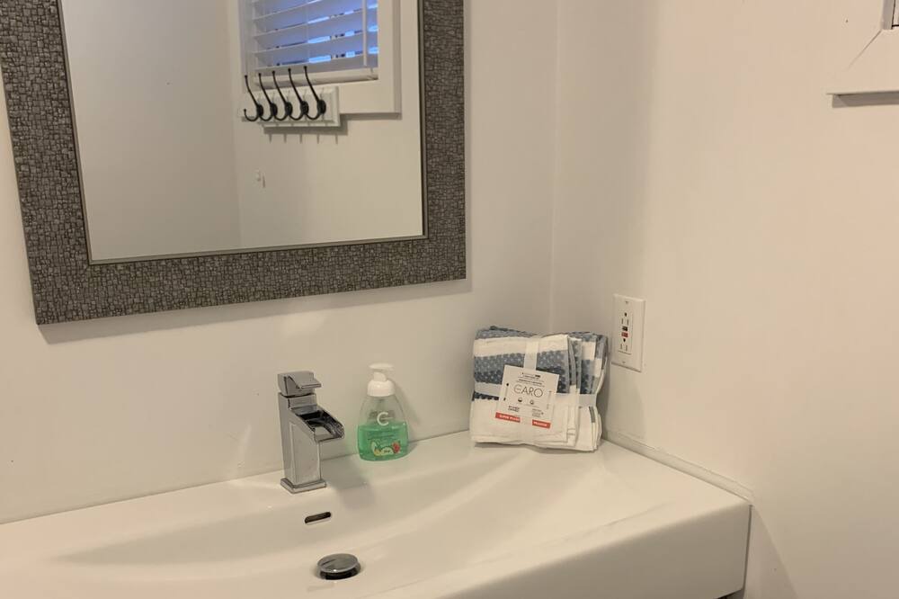 Photo of Bathroom in Pine Hill
