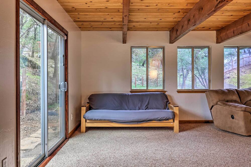 Photo of Bedroom in Mono Vista