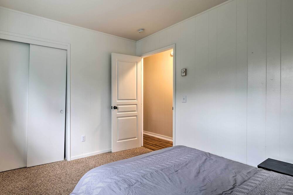 Photo of Bedroom in Mono Vista