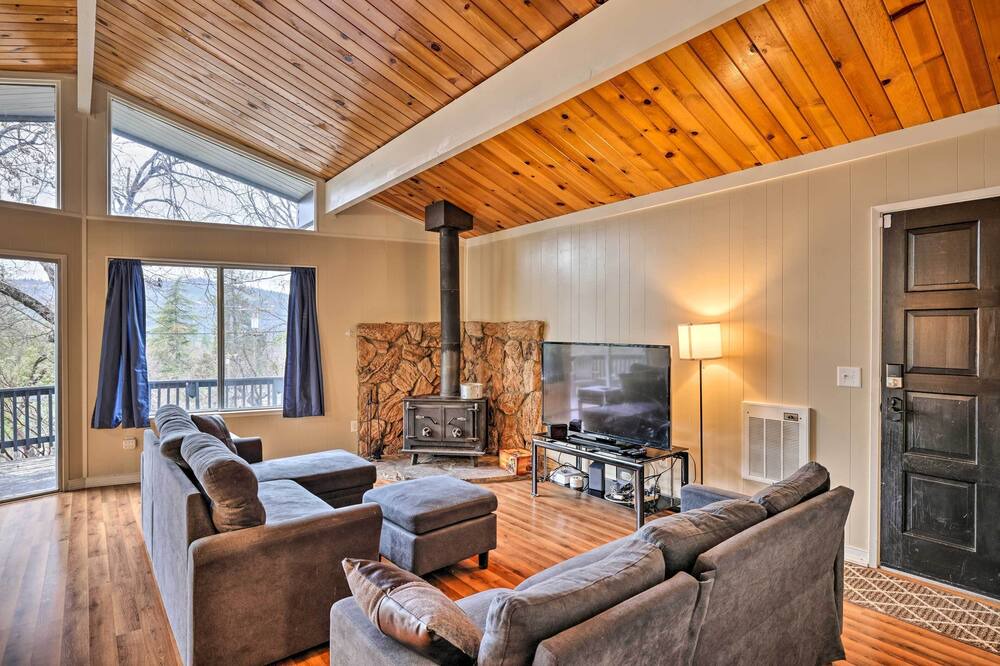 Photo of Bedroom in Mono Vista