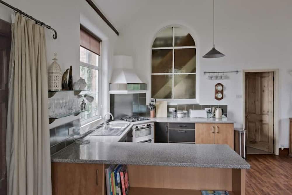 Photo of Kitchen in Kneesall