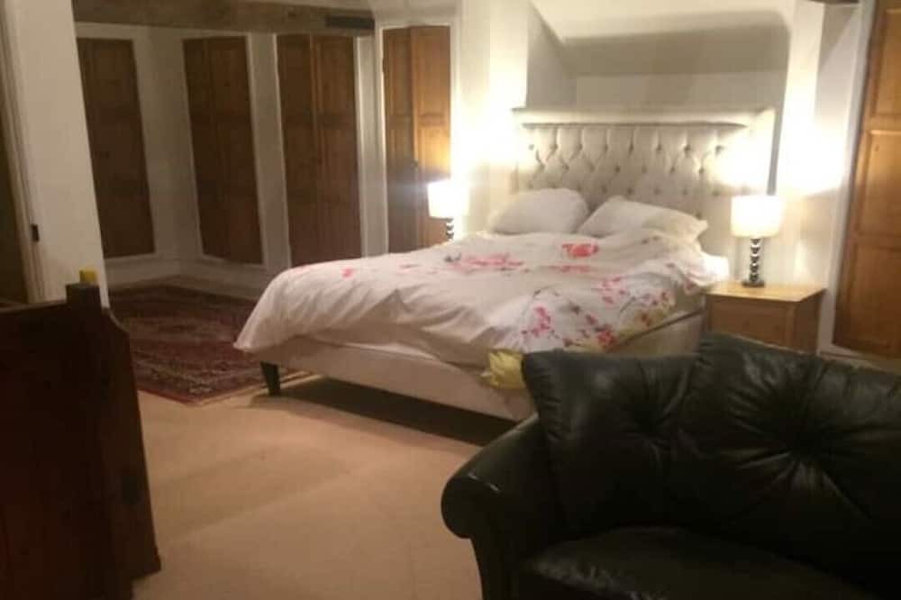 Photo of Bedroom in Kneesall