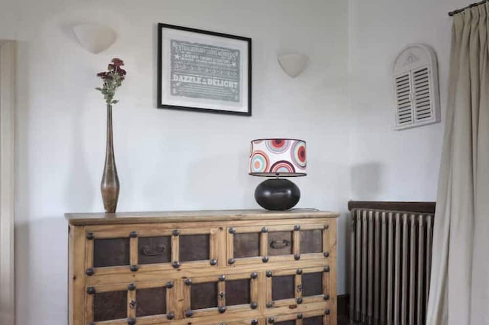 Photo of Others in Kneesall