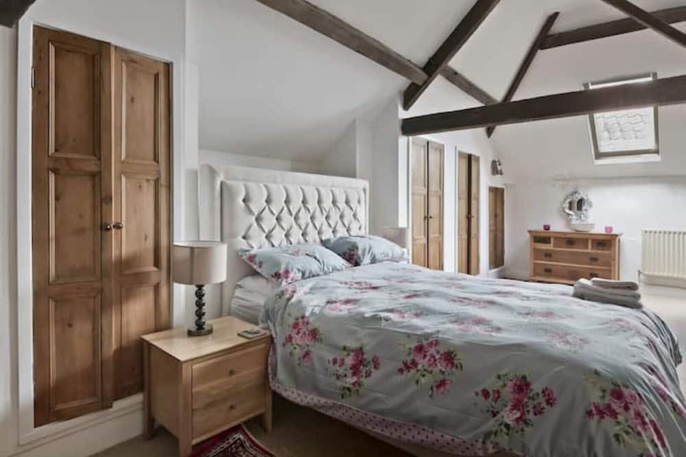 Photo of Bedroom in Kneesall