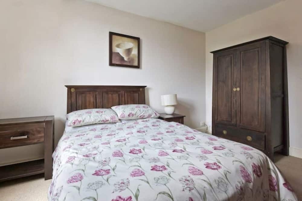 Photo of Bedroom in Kneesall