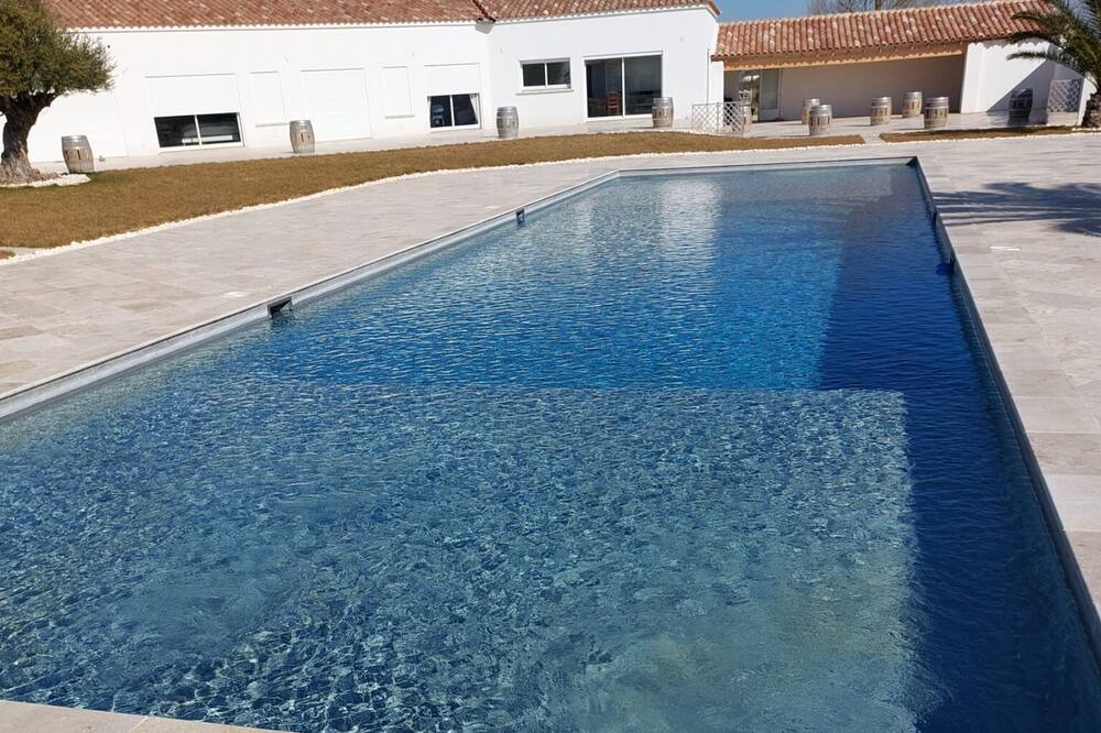 Photo of Outdoor in Aimargues