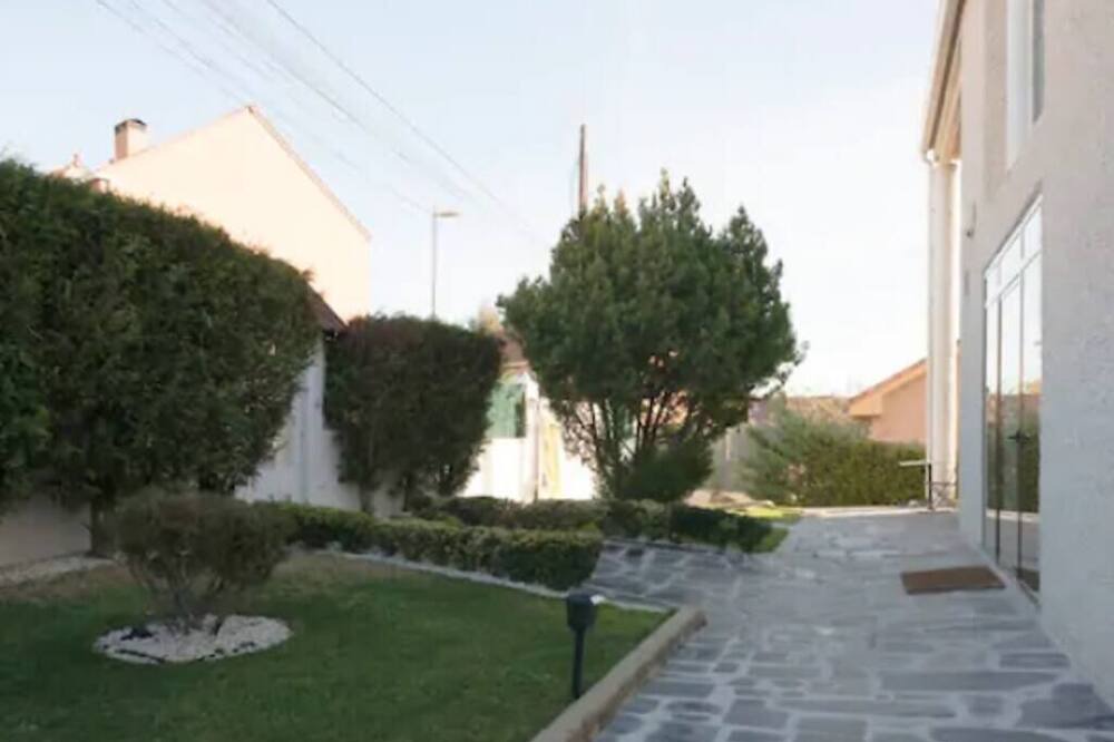 Photo of Outdoor in Mostoles