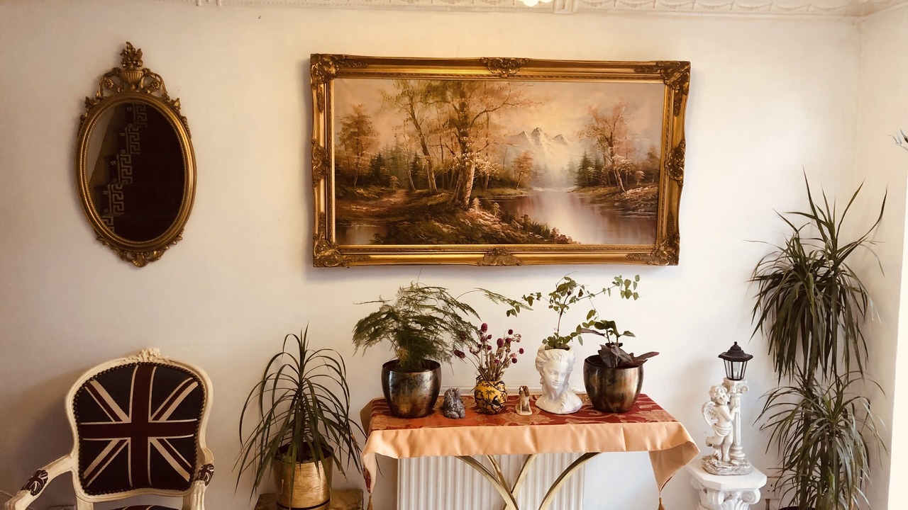 Photo of Others in Elephant and Castle