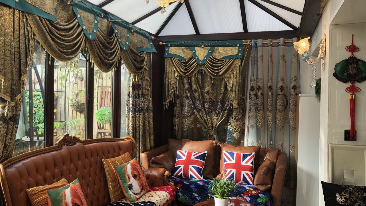 Photo of Others in Elephant and Castle