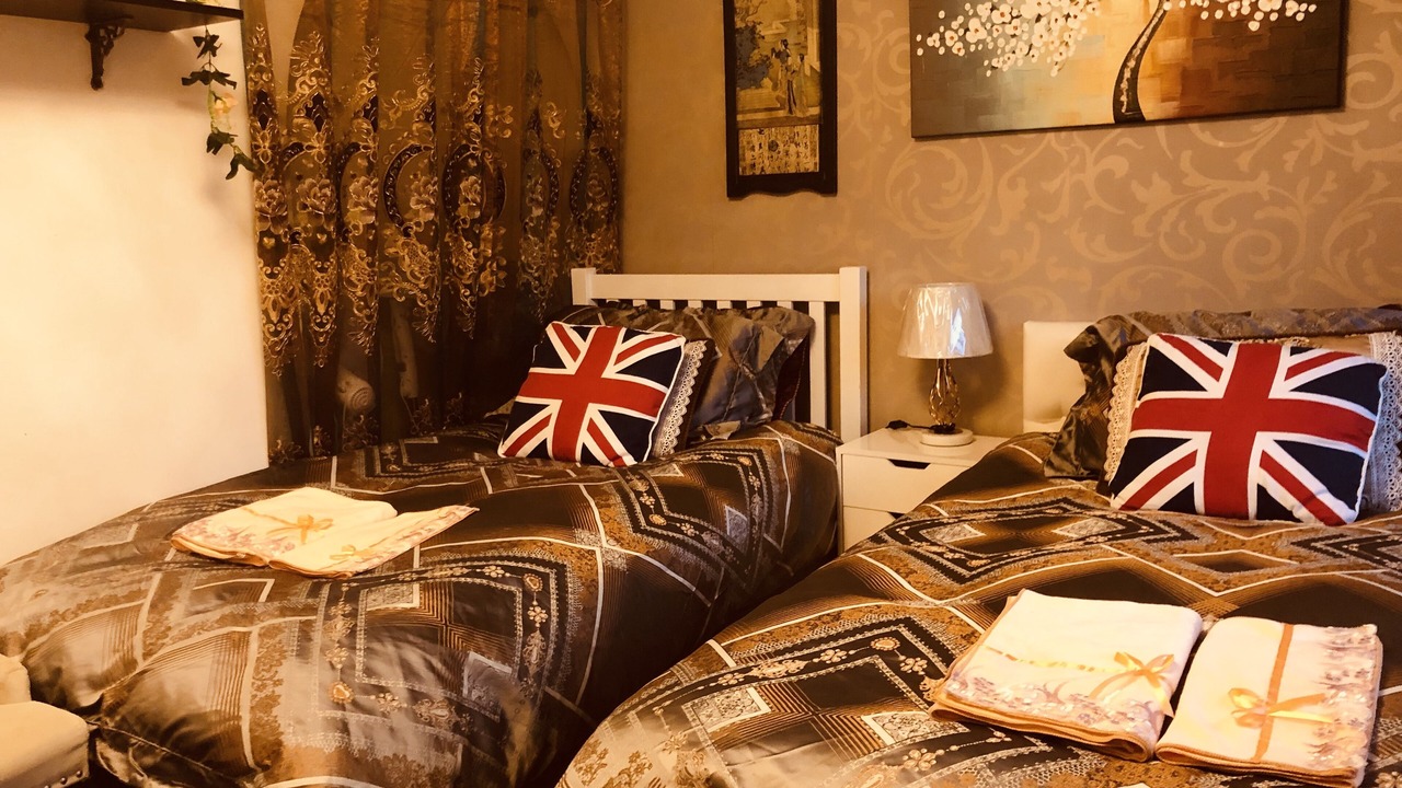 Photo of Others in Elephant and Castle