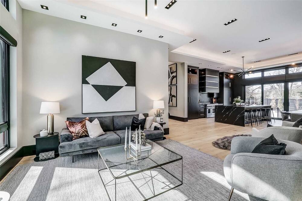 Photo of Livingroom in Etobicoke
