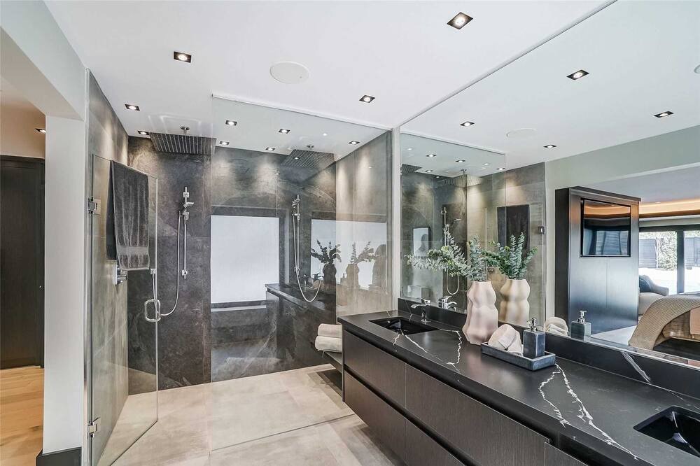Photo of Bathroom in Etobicoke