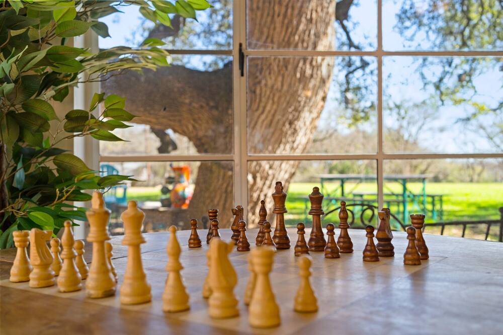 Photo of Others in Sunset Oaks