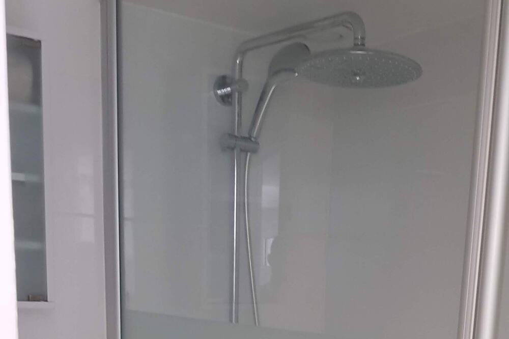 Photo of Bathroom in Valenton