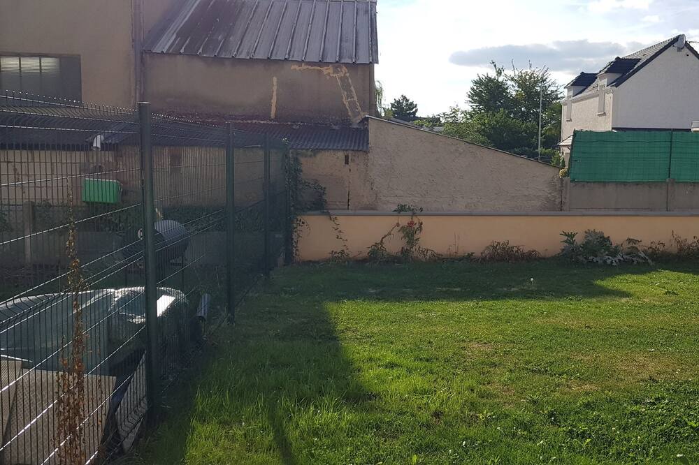 Photo of Outdoor in Valenton