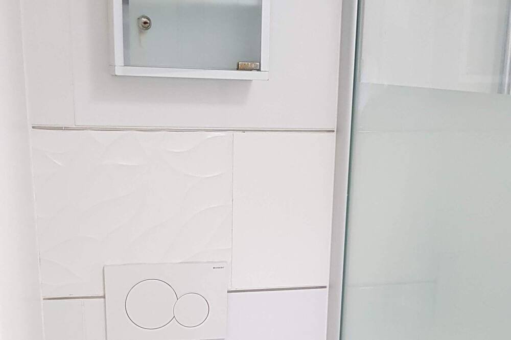 Photo of Bathroom in Valenton