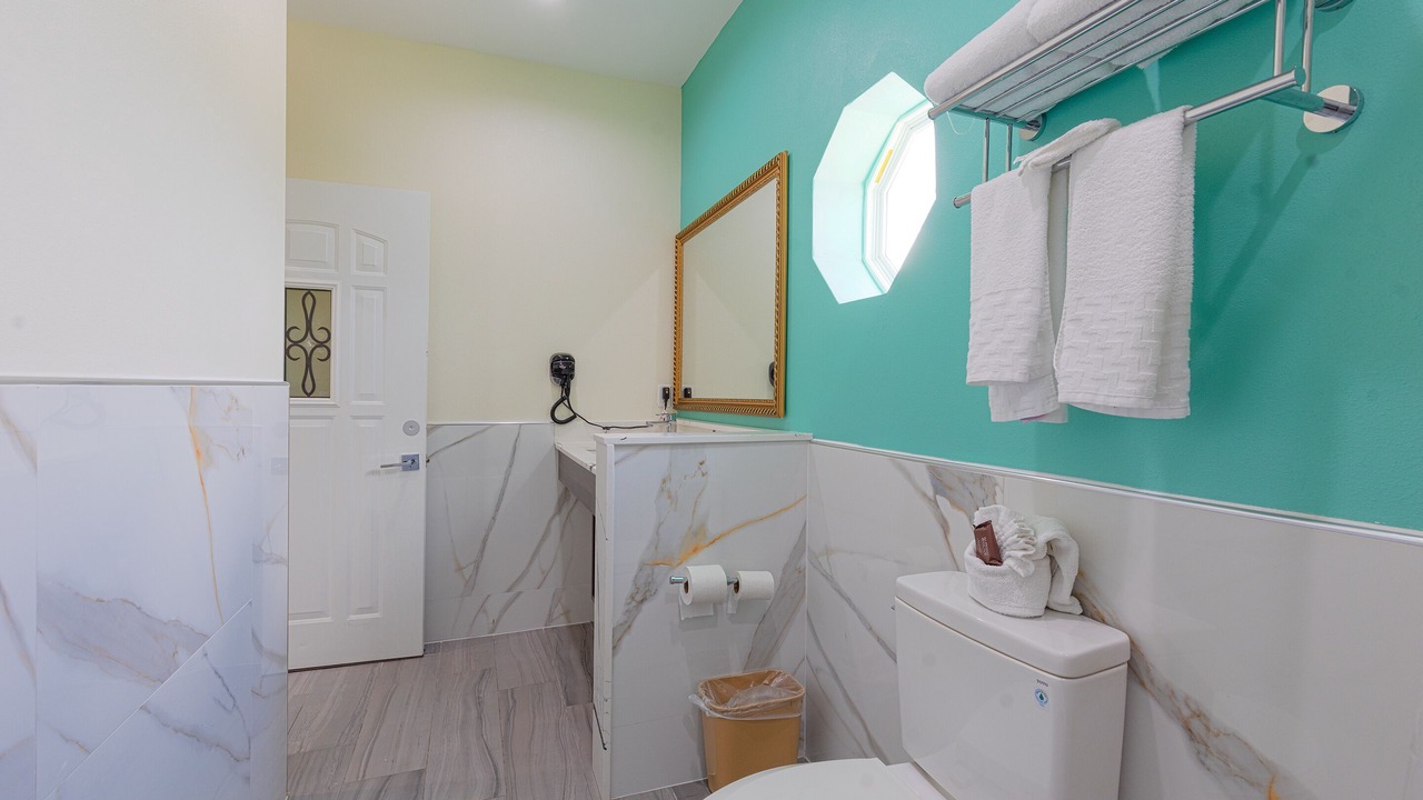 Photo of Bathroom in George Bush Park/Eldridge