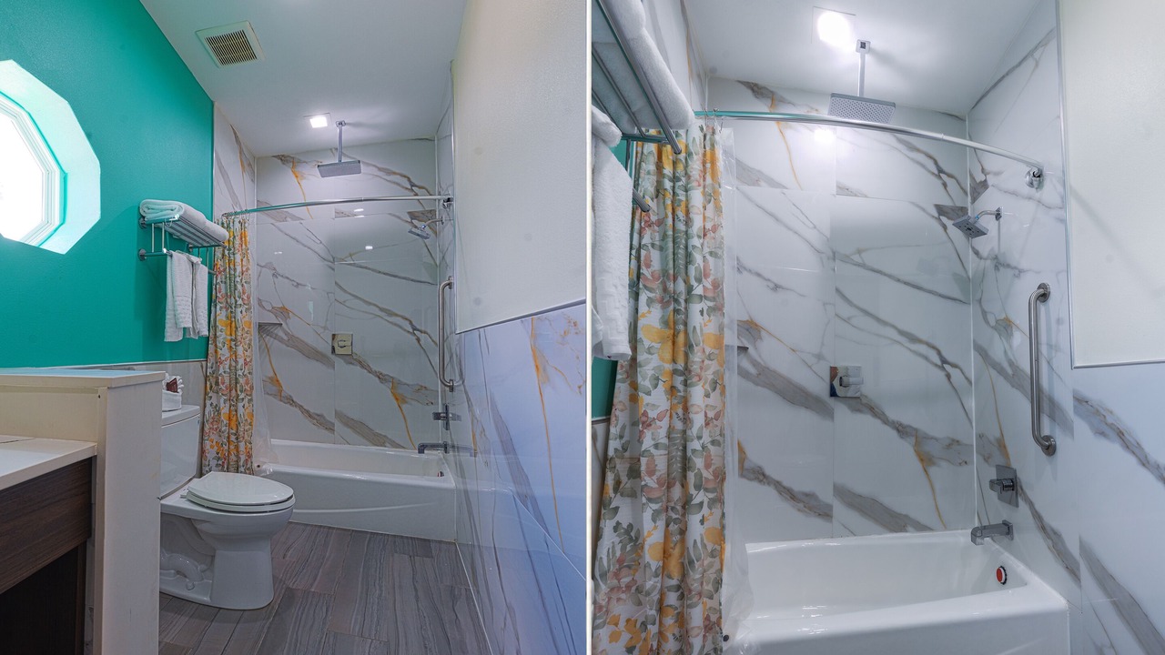 Photo of Bathroom in George Bush Park/Eldridge