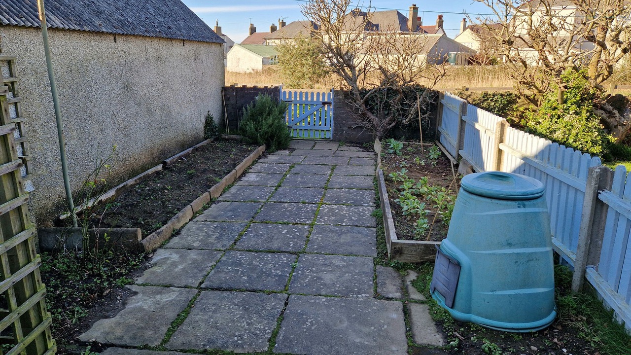 Photo of Others in Edern