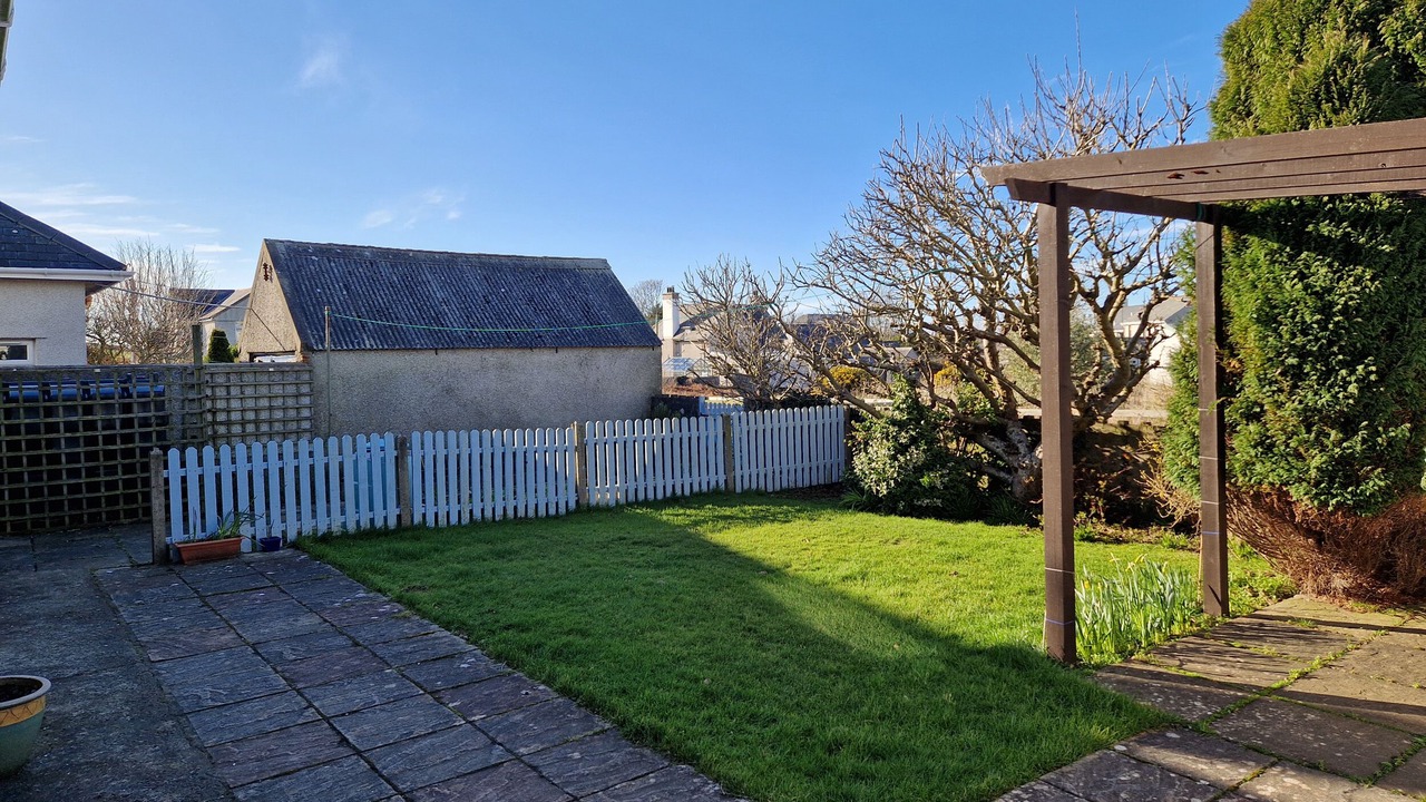 Photo of Others in Edern