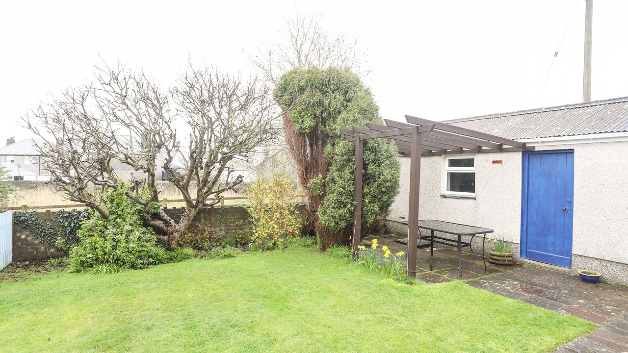 Photo of Others in Edern