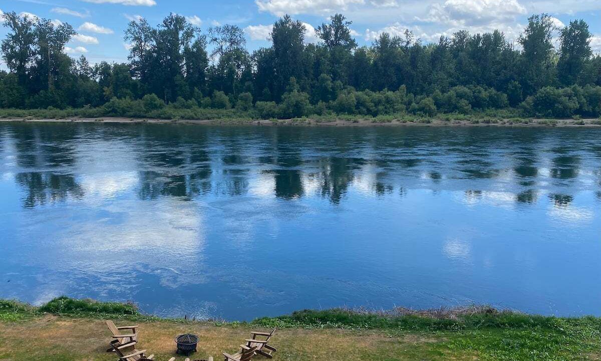 Photo of Others in Salem