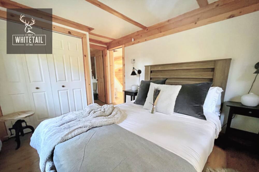 Photo of Bedroom in Cheneville