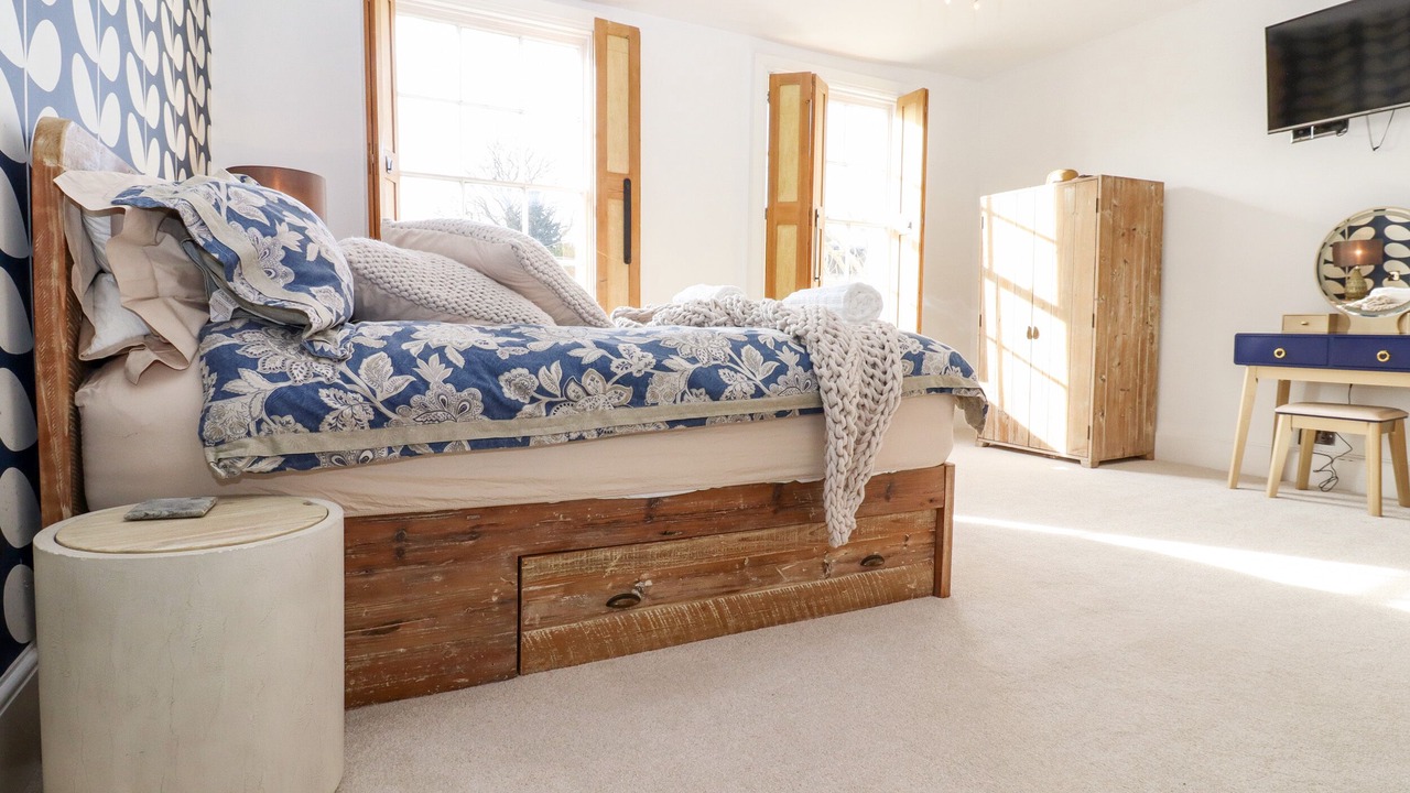 Photo of Others in Bridge