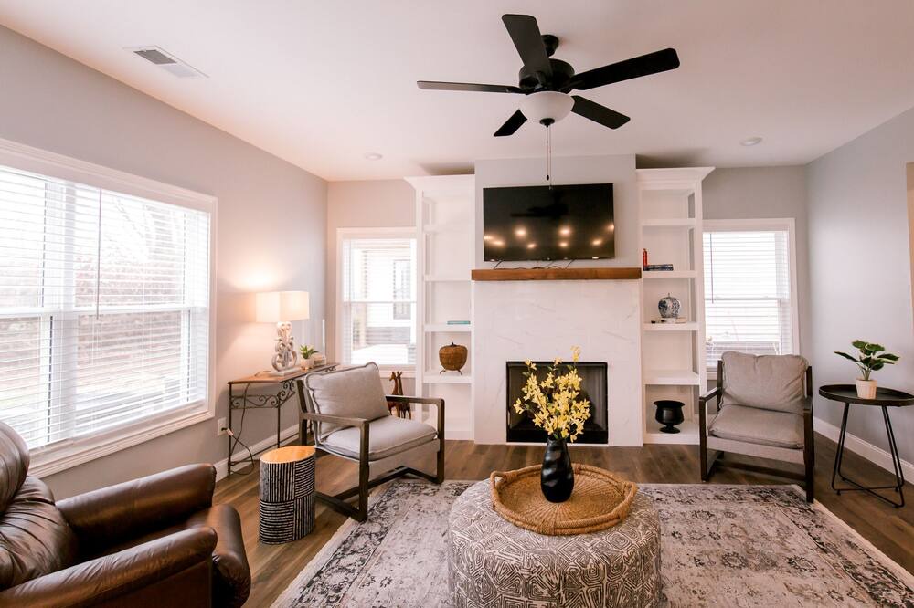 Photo of Livingroom in Keene