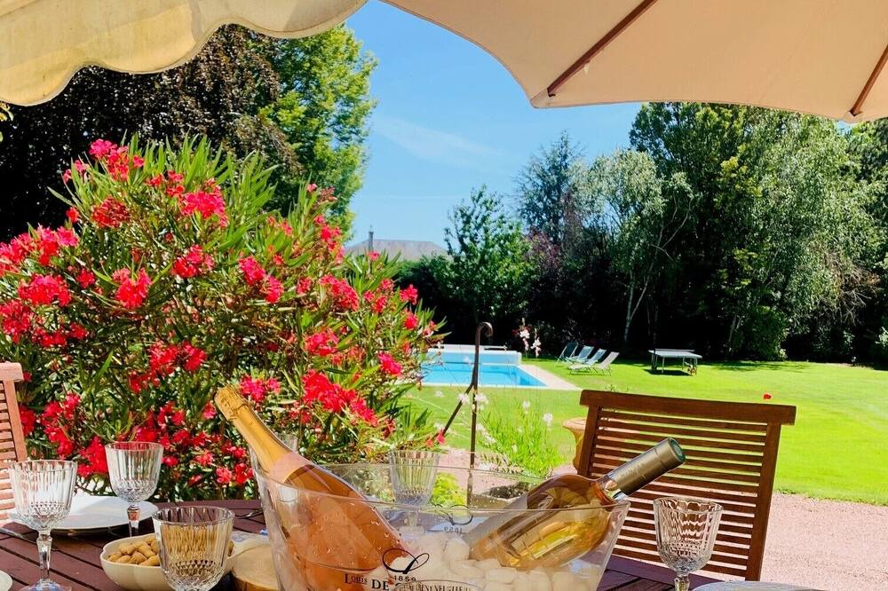 Photo of Outdoor in Bagneux