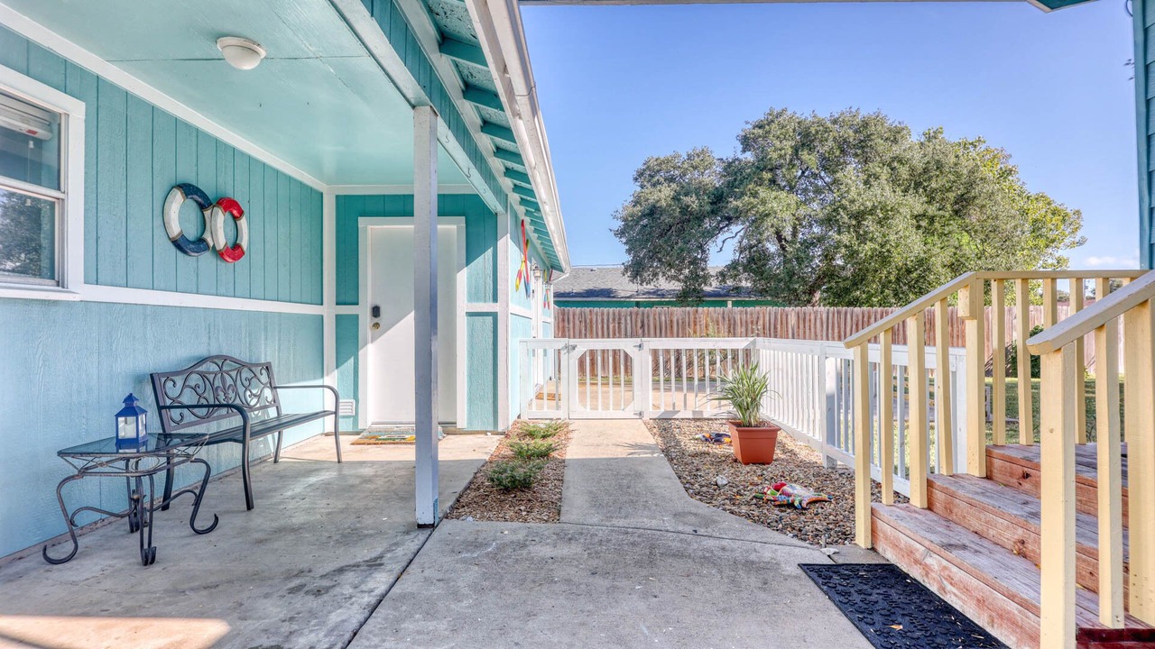 Photo of Patio Balcony in Aransas Pass