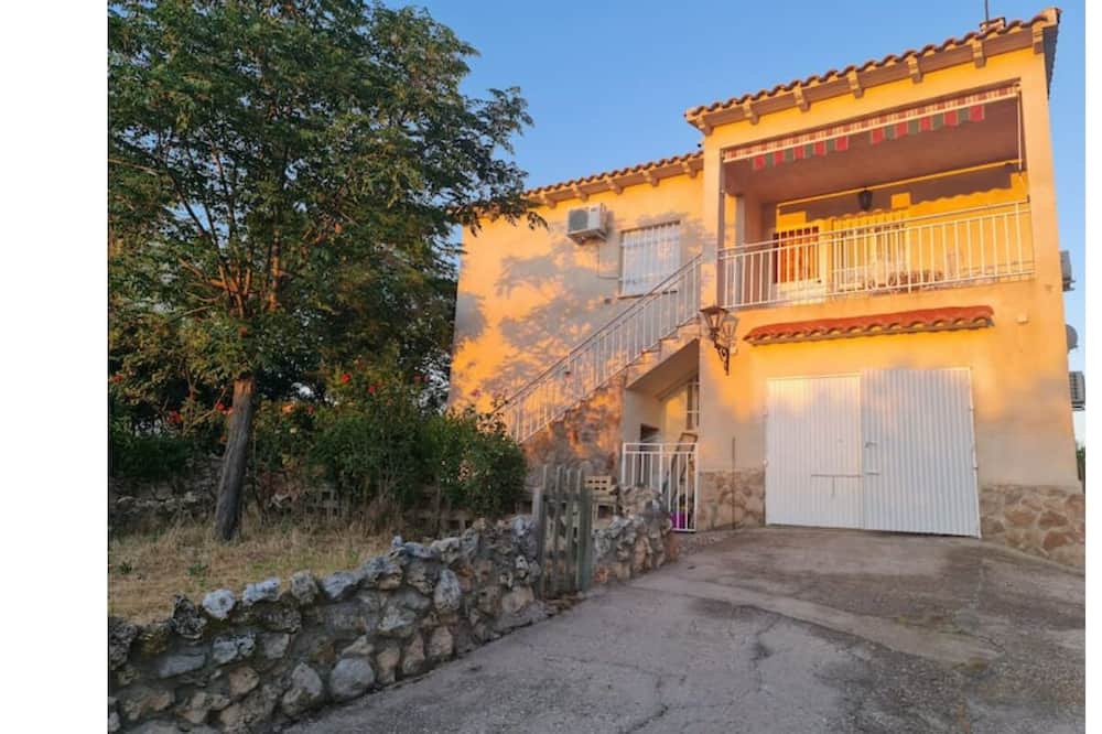 Photo of Outdoor in Barajas de Melo