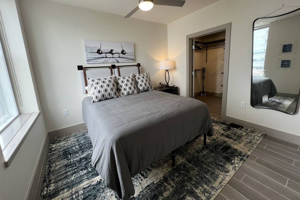Photo of Bedroom in Business District