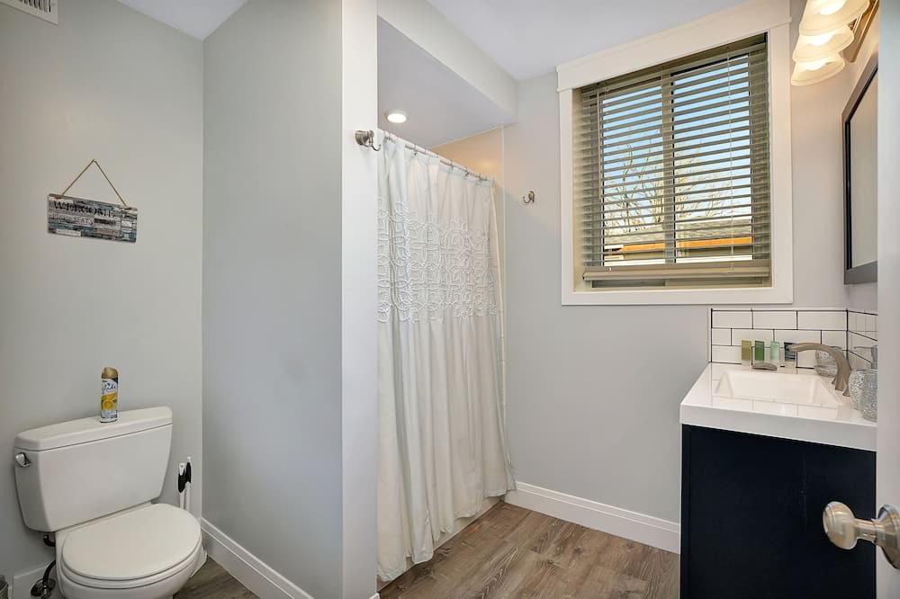 Photo of Bathroom in Downers Grove