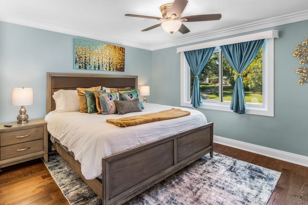 Photo of Bedroom in Downers Grove