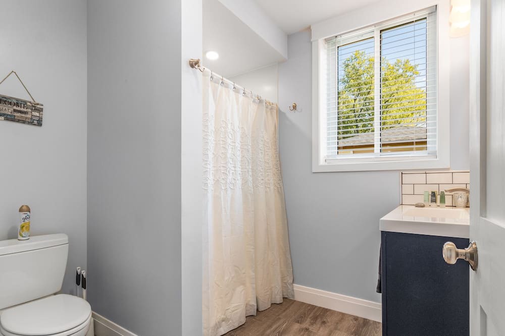 Photo of Bathroom in Downers Grove