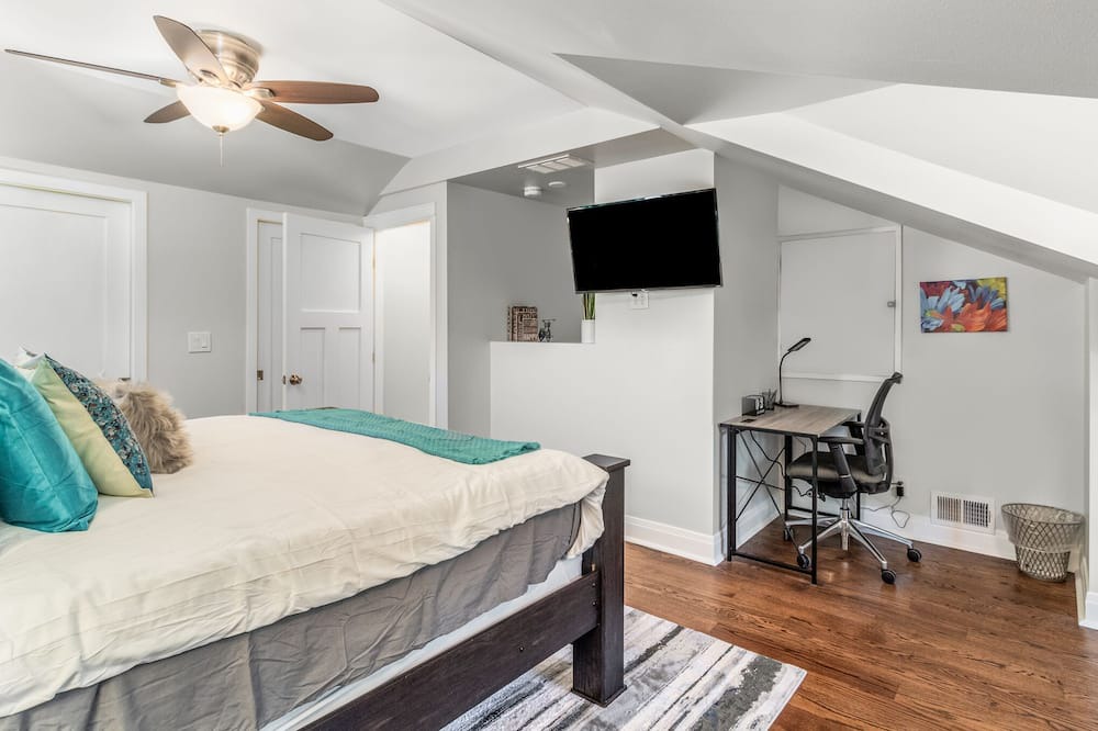 Photo of Bedroom in Downers Grove