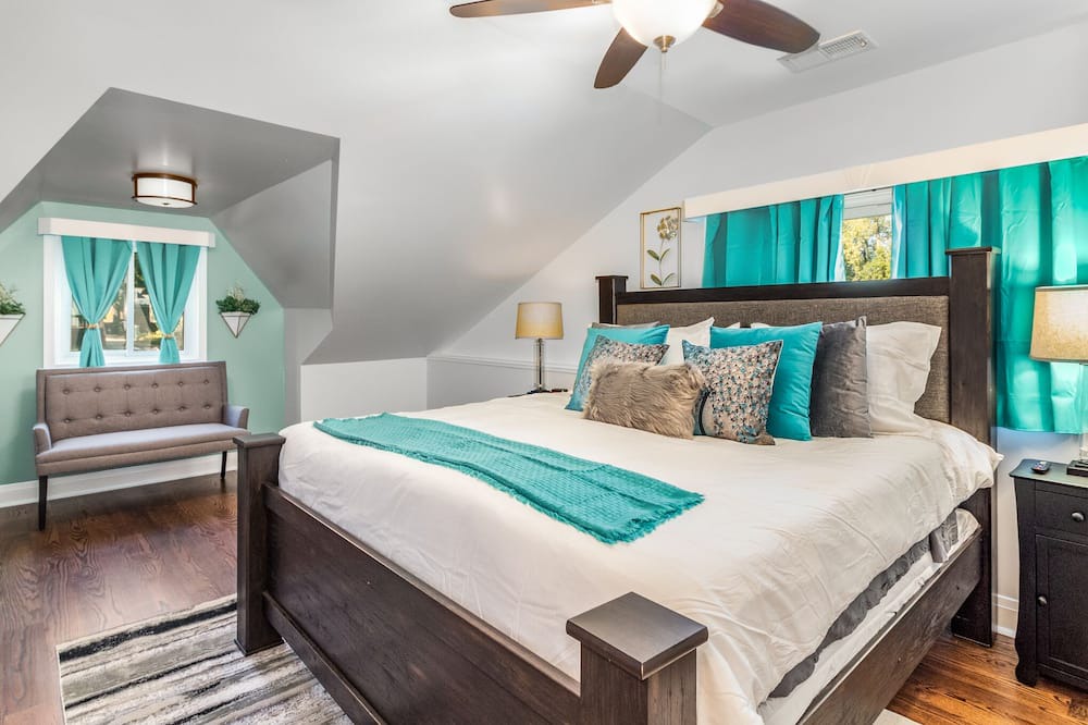 Photo of Bedroom in Downers Grove