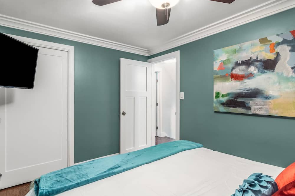 Photo of Bedroom in Downers Grove