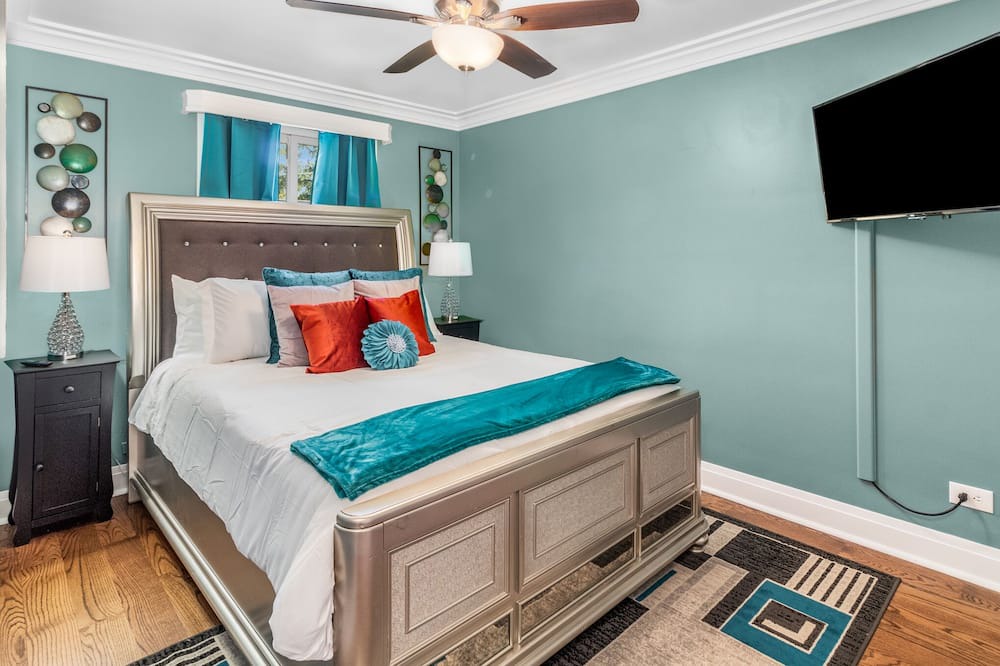 Photo of Bedroom in Downers Grove