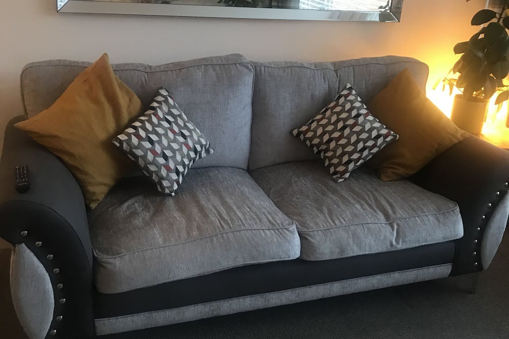 Photo of Livingroom in Henley-in-Arden