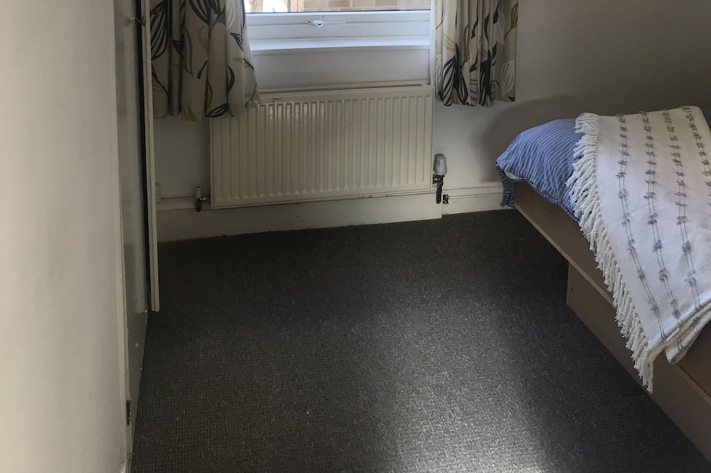 Photo of Bedroom in Henley-in-Arden