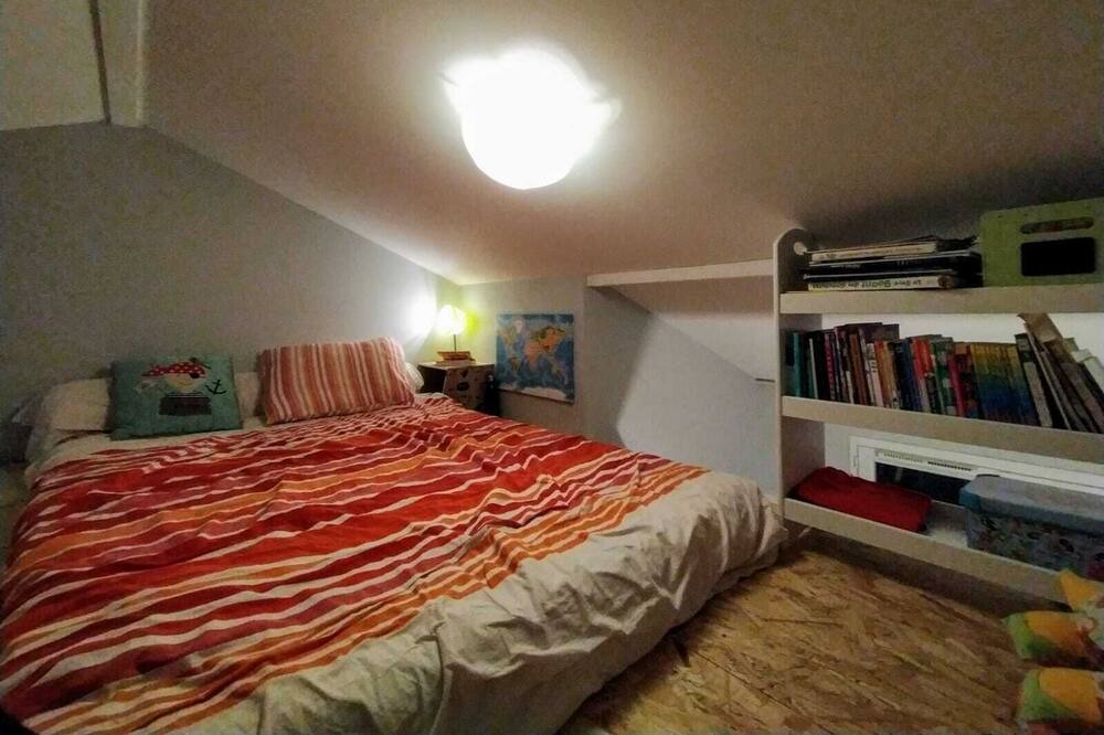 Photo of Bedroom in Ustaritz