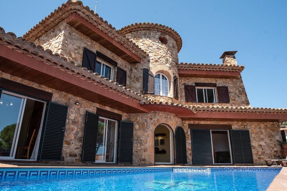 Photo of Outdoor in Palafolls